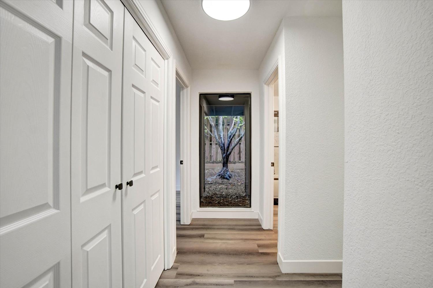 144 W Gold Creek Circle