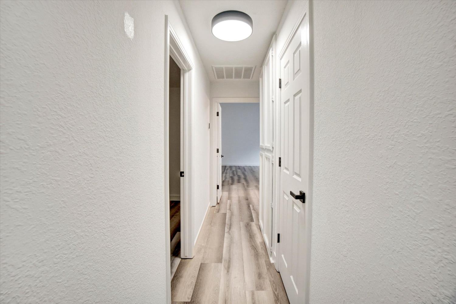 144 W Gold Creek Circle