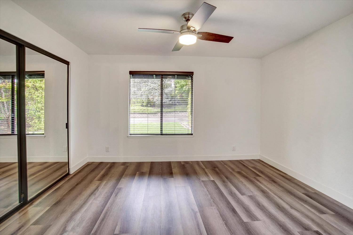 144 W Gold Creek Circle