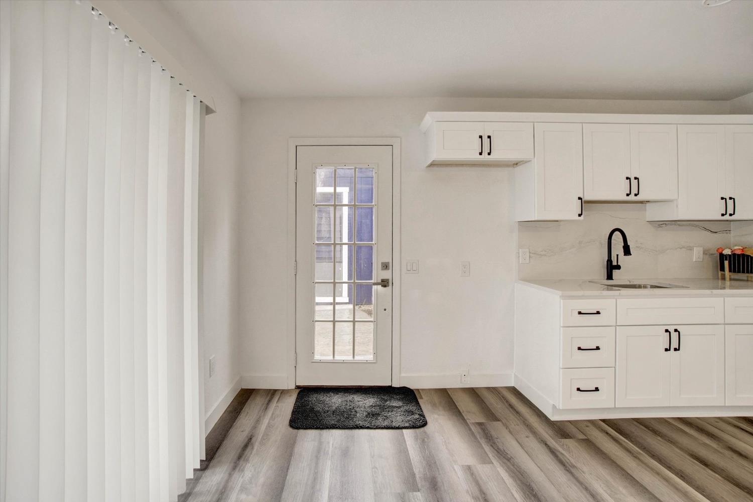 144 W Gold Creek Circle