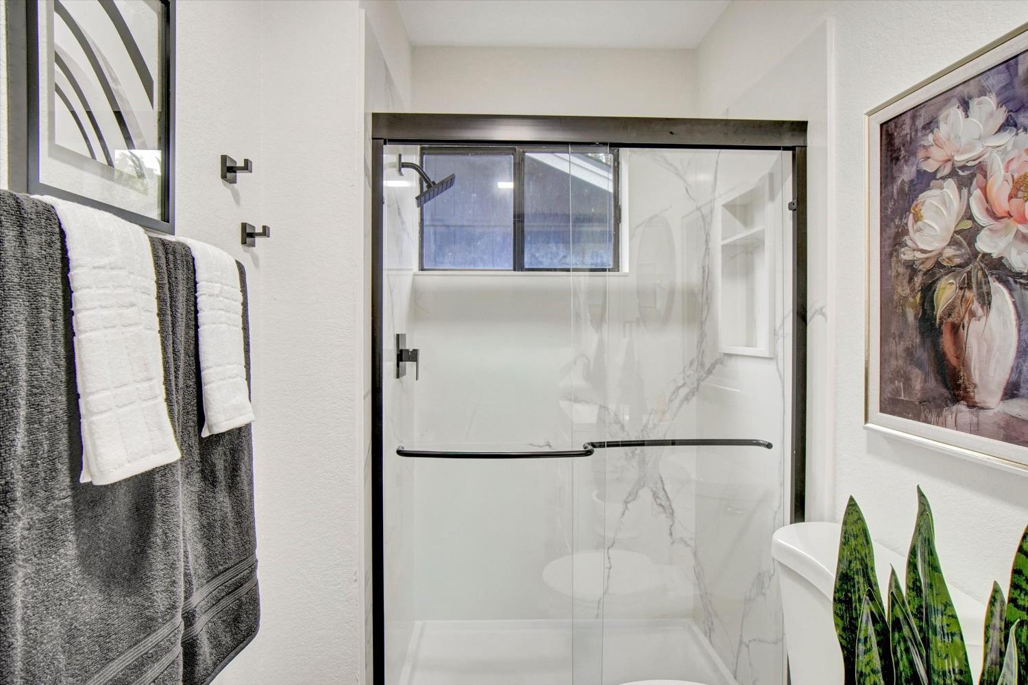 144 W Gold Creek Circle