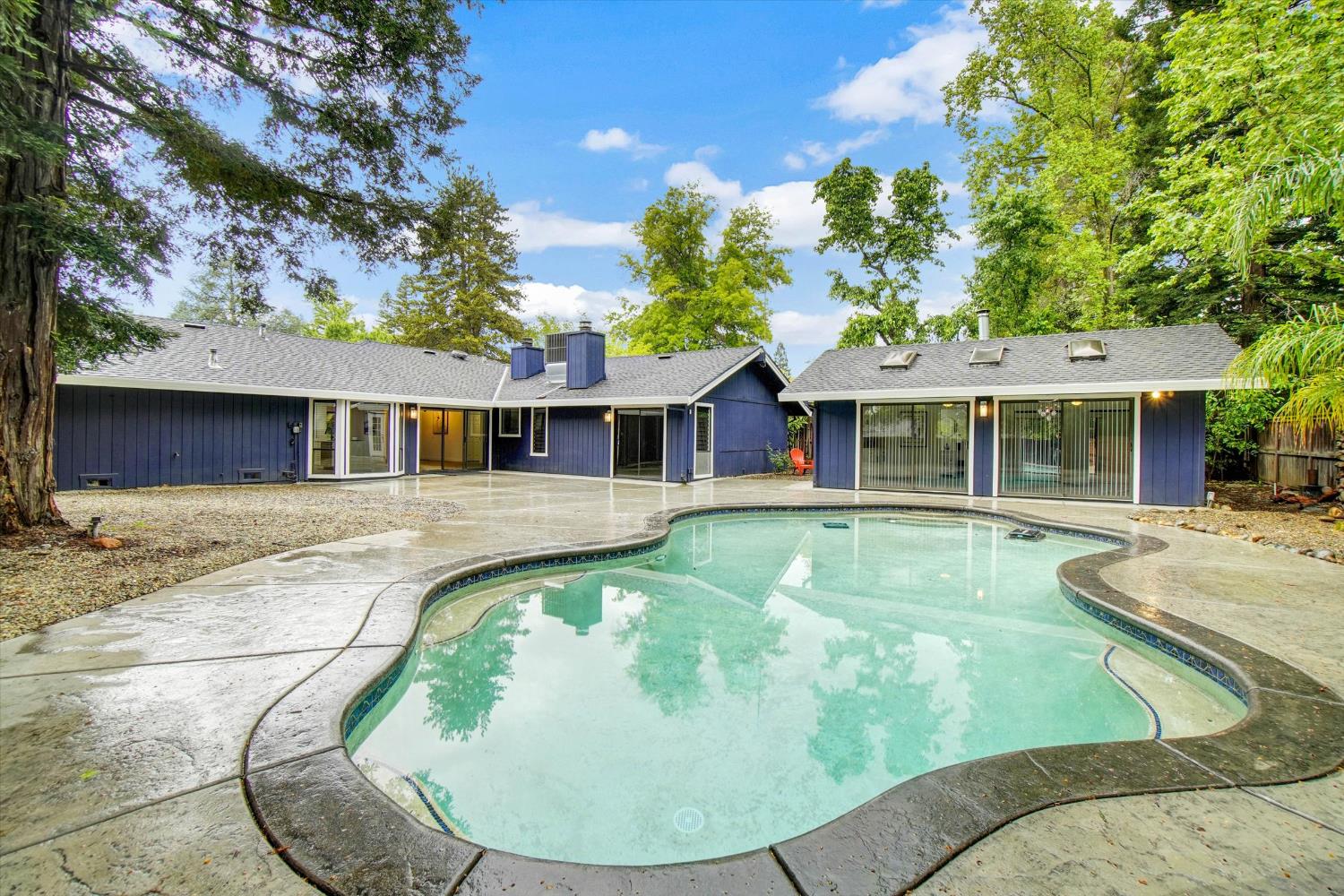 144 W Gold Creek Circle