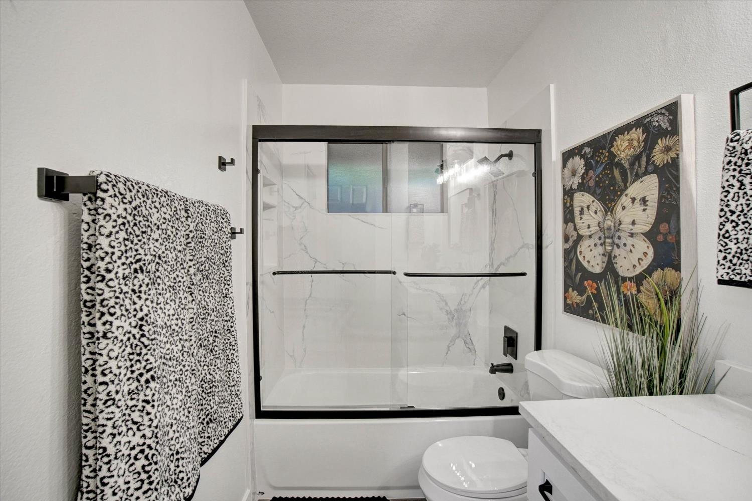 144 W Gold Creek Circle