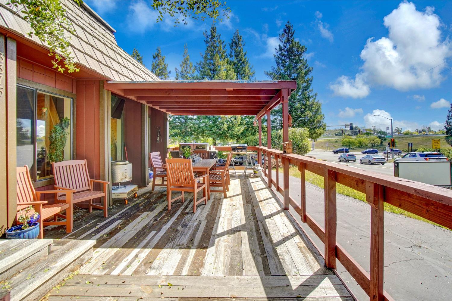 3375 Country Club Drive