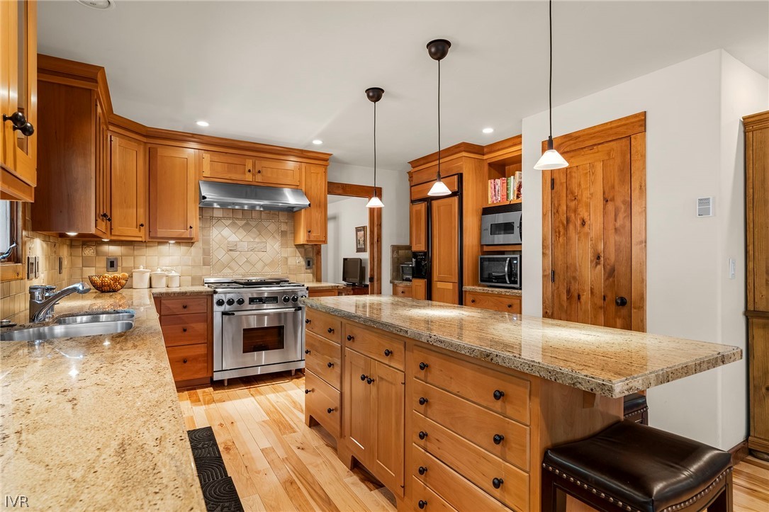 1077 Sawmill Road