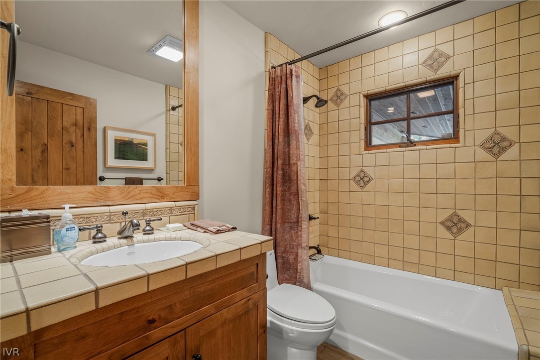 1077 Sawmill Road