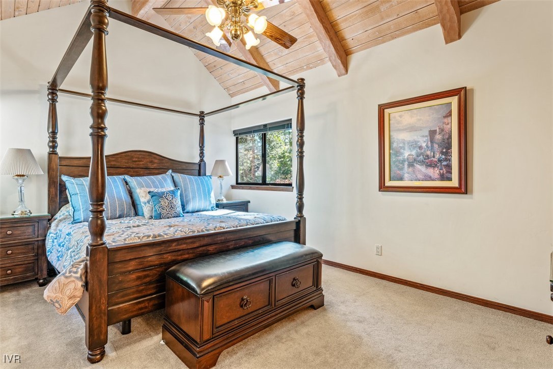 1013 Lakeshore Boulevard