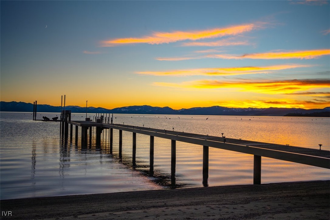 1013 Lakeshore Boulevard