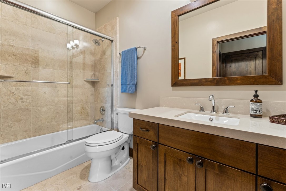 2204 Lands End Drive