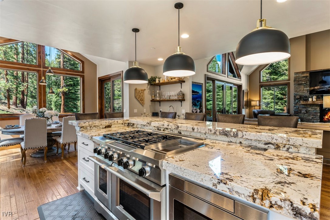 2204 Lands End Drive