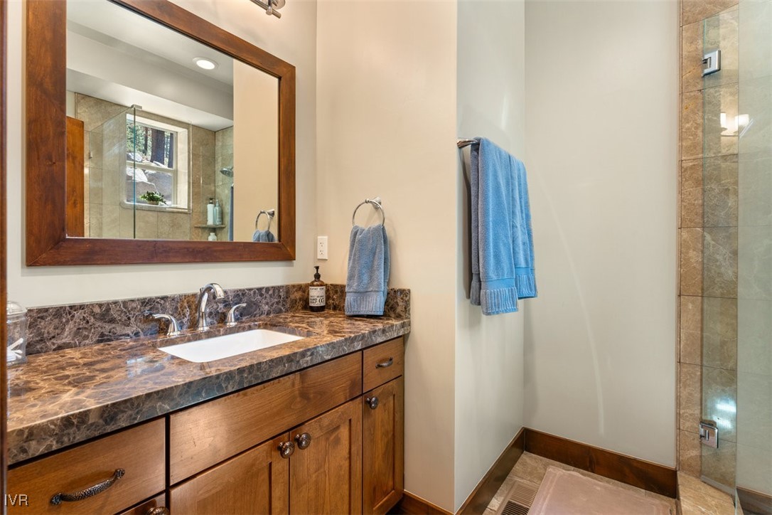 2204 Lands End Drive