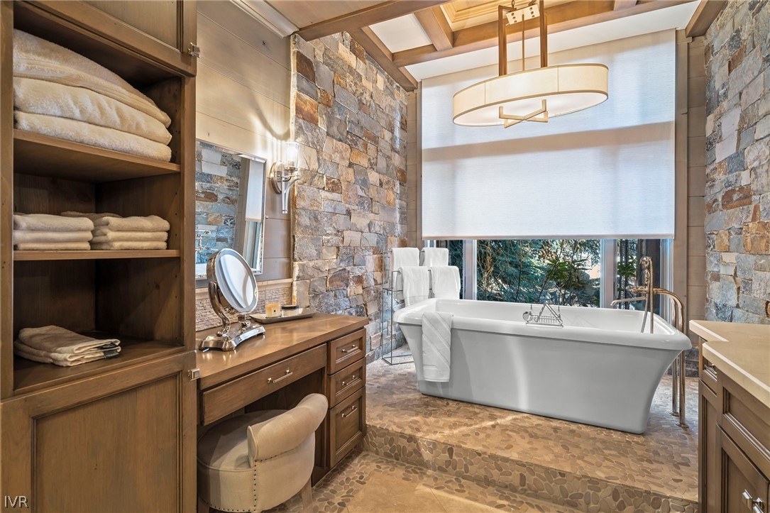 701 CRISTINA Drive