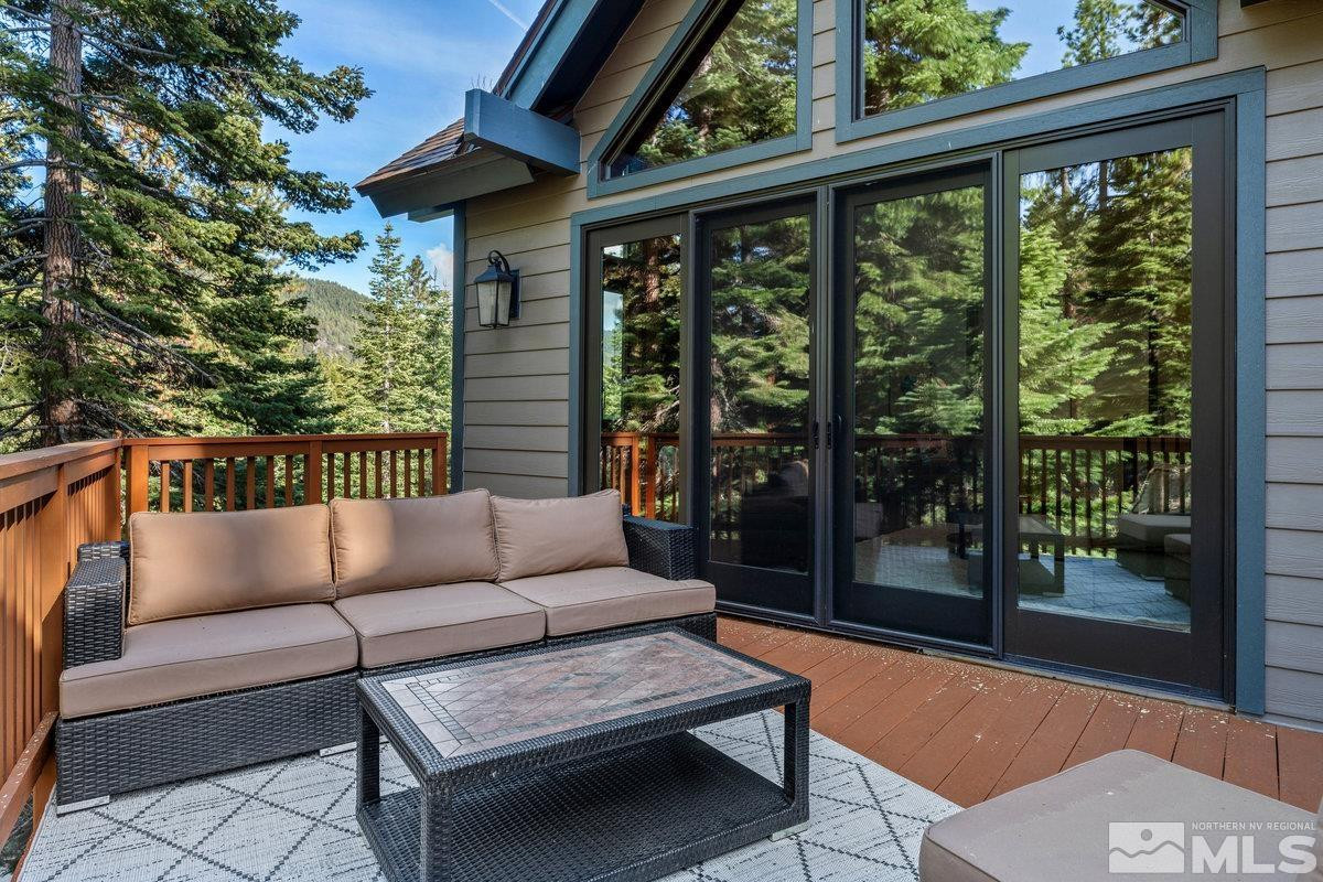 2204 Lands End Drive