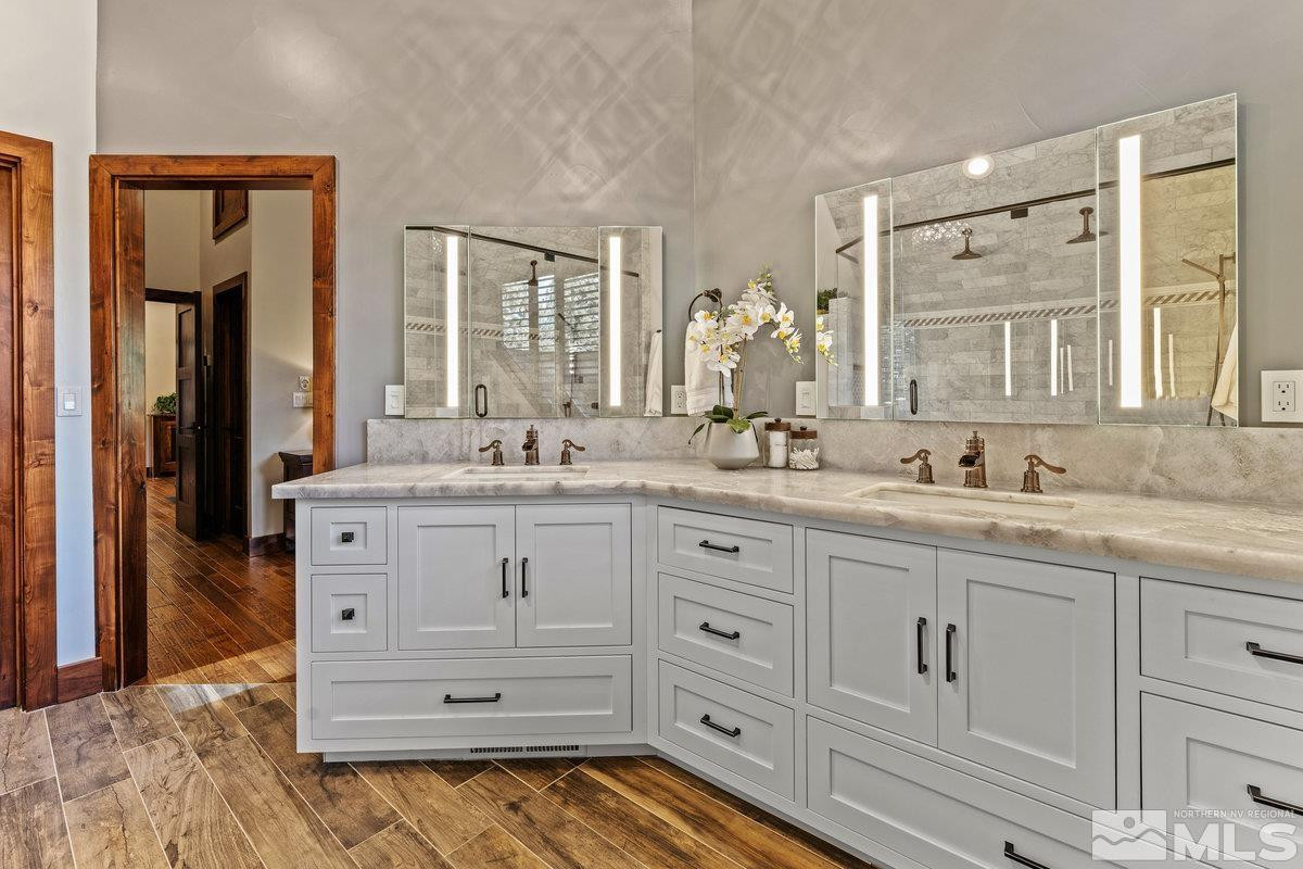 2204 Lands End Drive