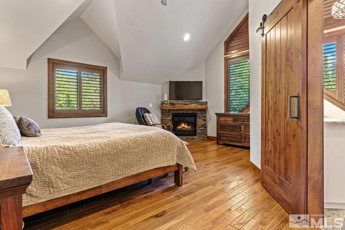 2204 Lands End Drive