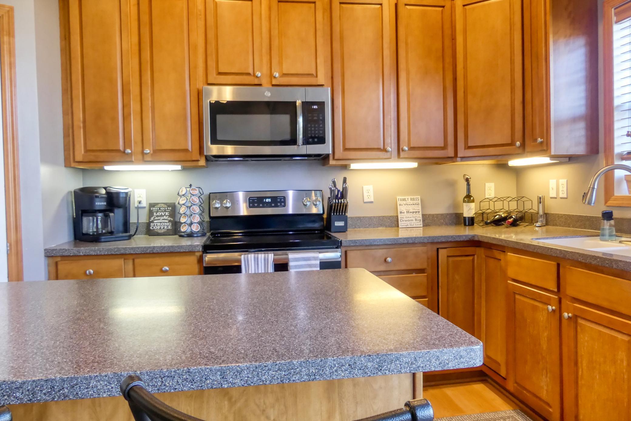 10797 Kingsfield Lane