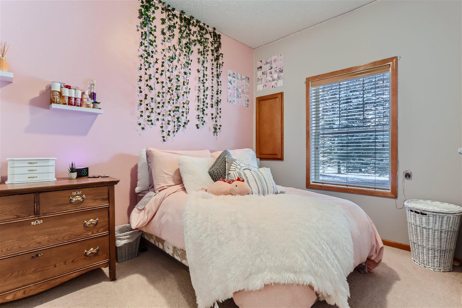 10797 Kingsfield Lane