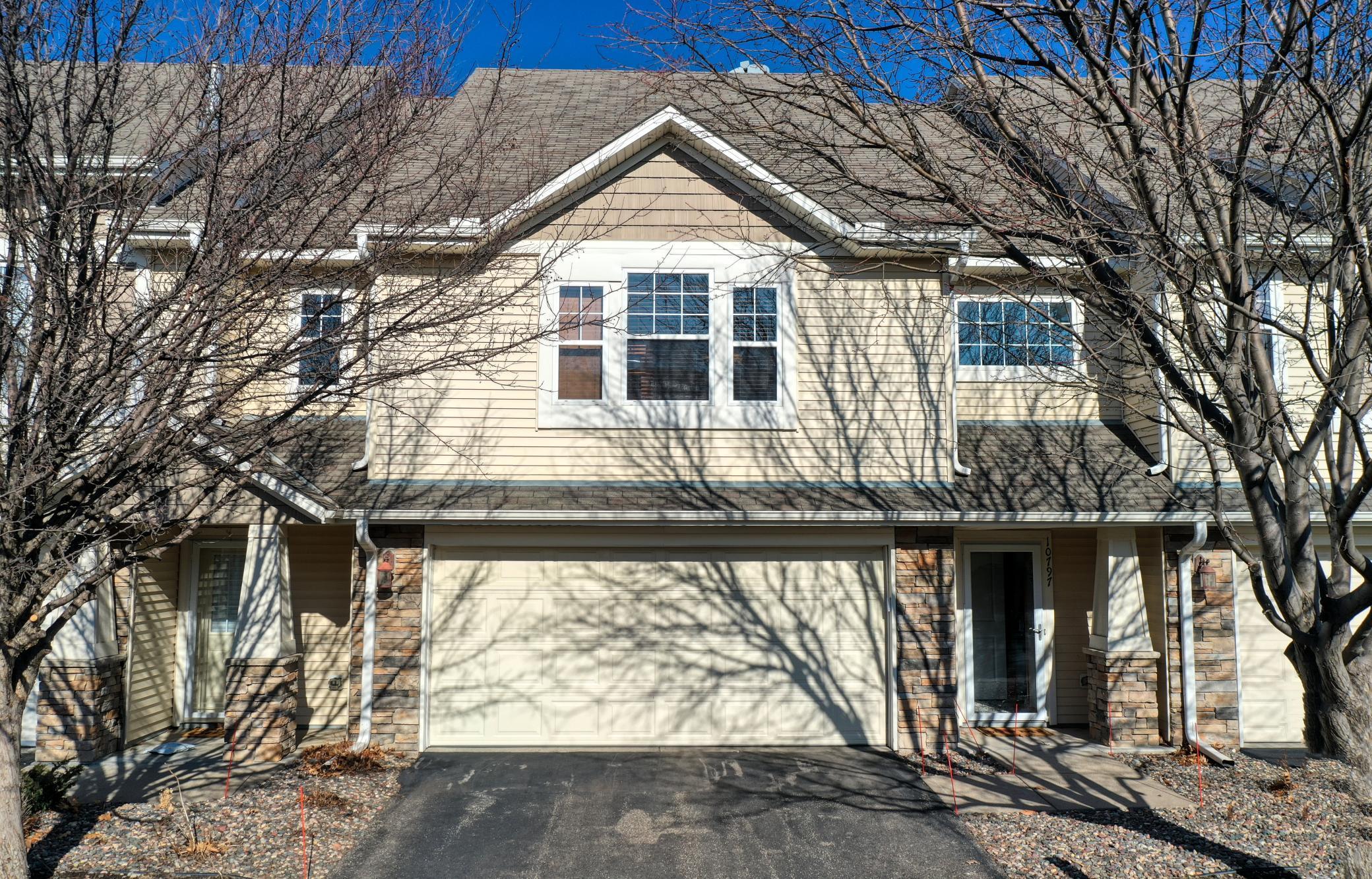 10797 Kingsfield Lane