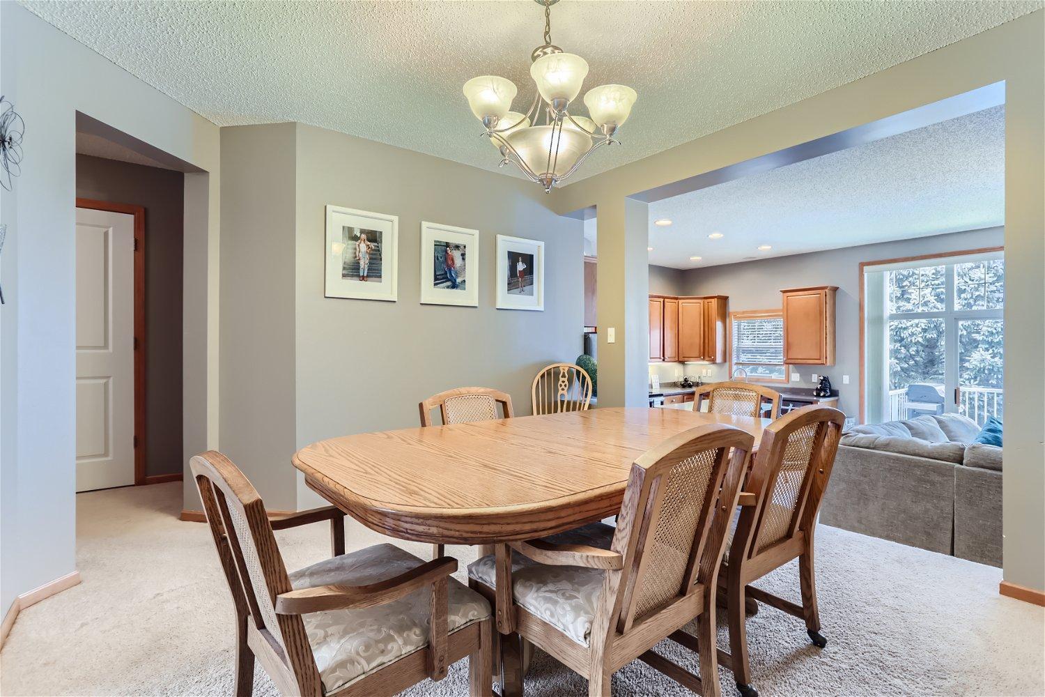 10797 Kingsfield Lane