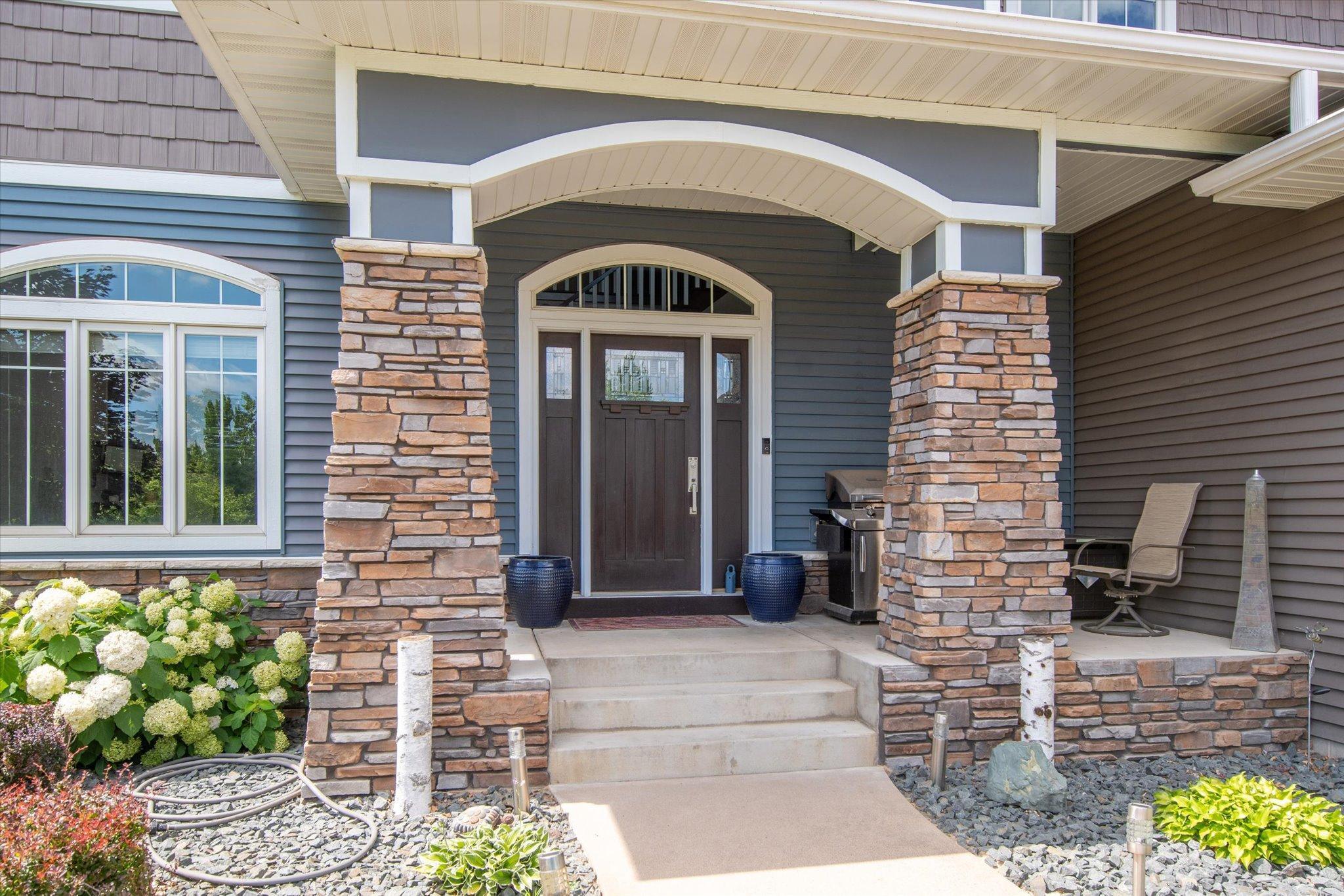 24778 Esquire Boulevard