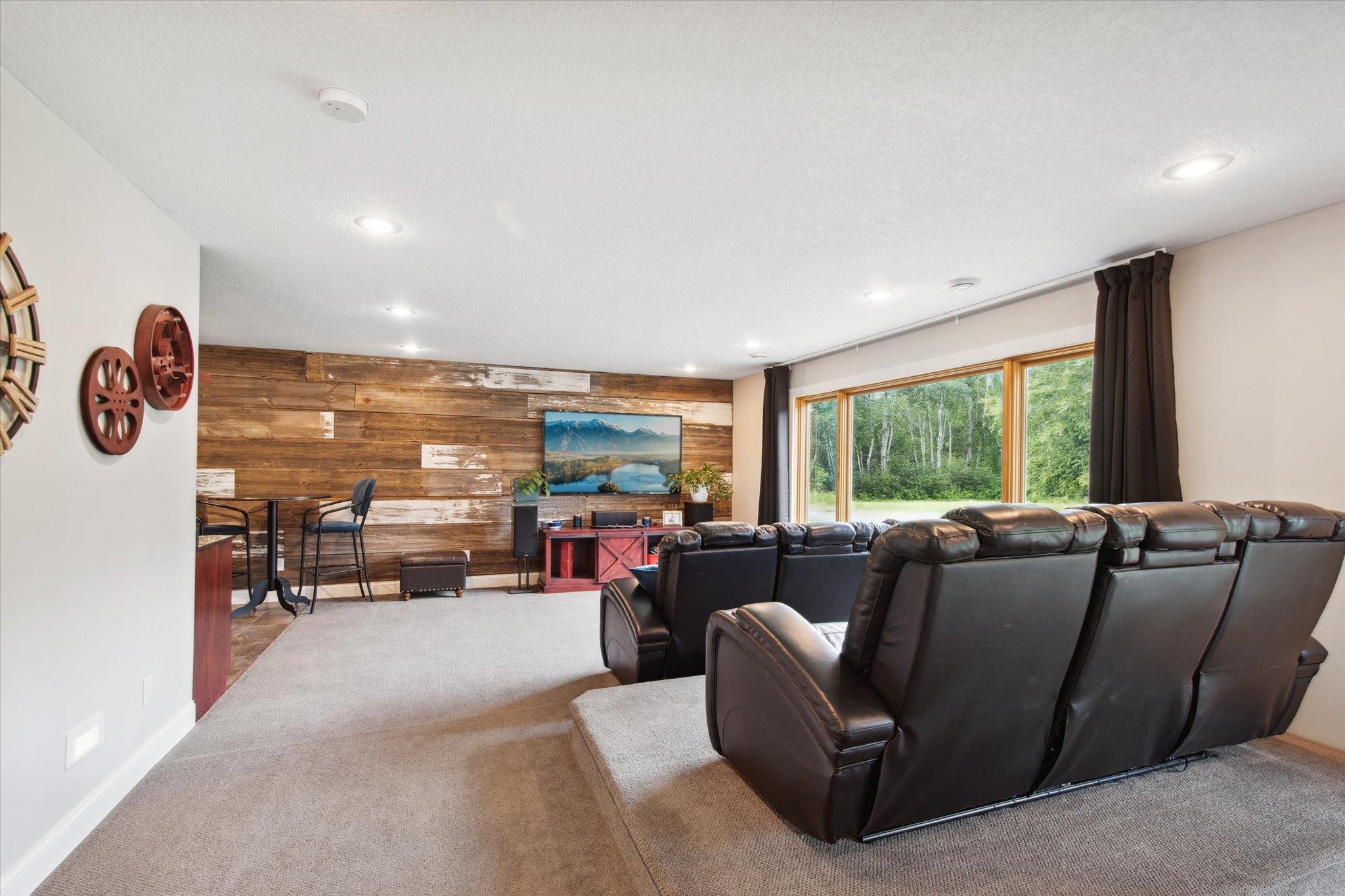 24778 Esquire Boulevard