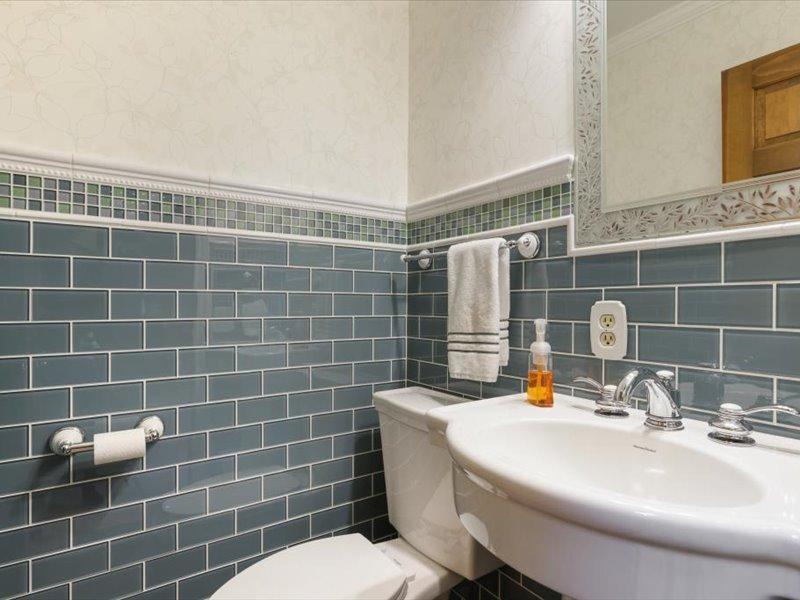 9429 Jewel Lane Court N