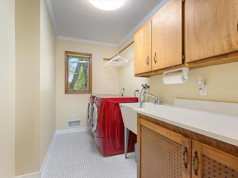 9429 Jewel Lane Court N