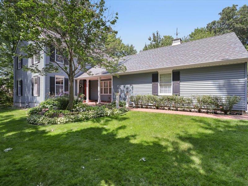 9429 Jewel Lane Court N