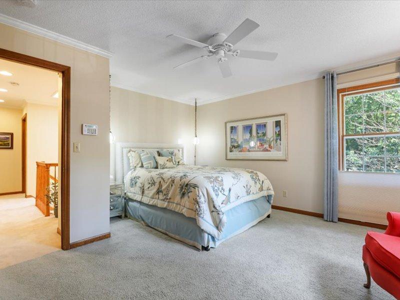 9429 Jewel Lane Court N