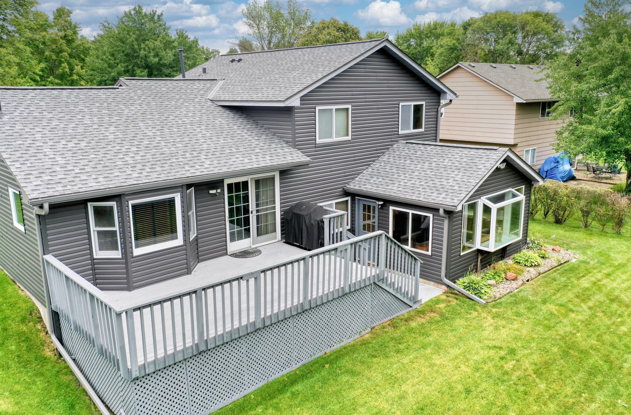 5925 Freeland Court N