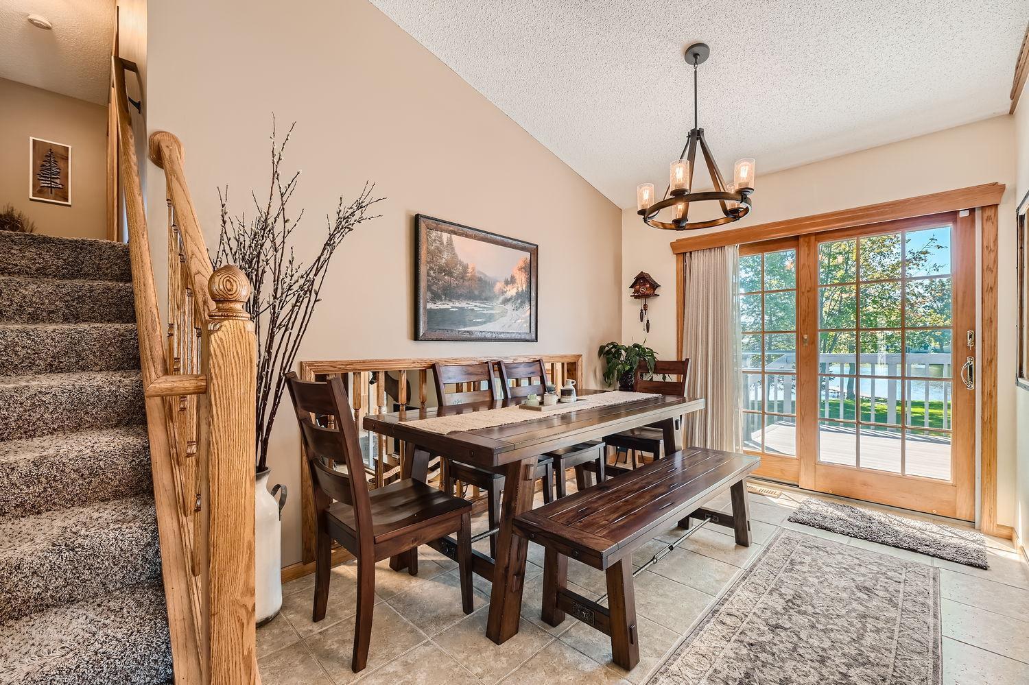 5925 Freeland Court N