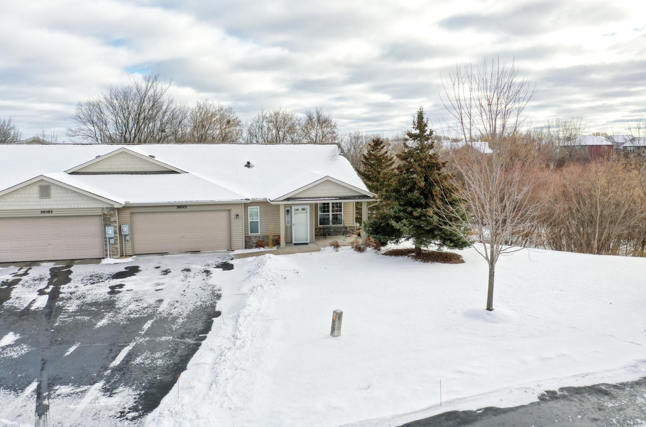 20575 Everton Court N Court