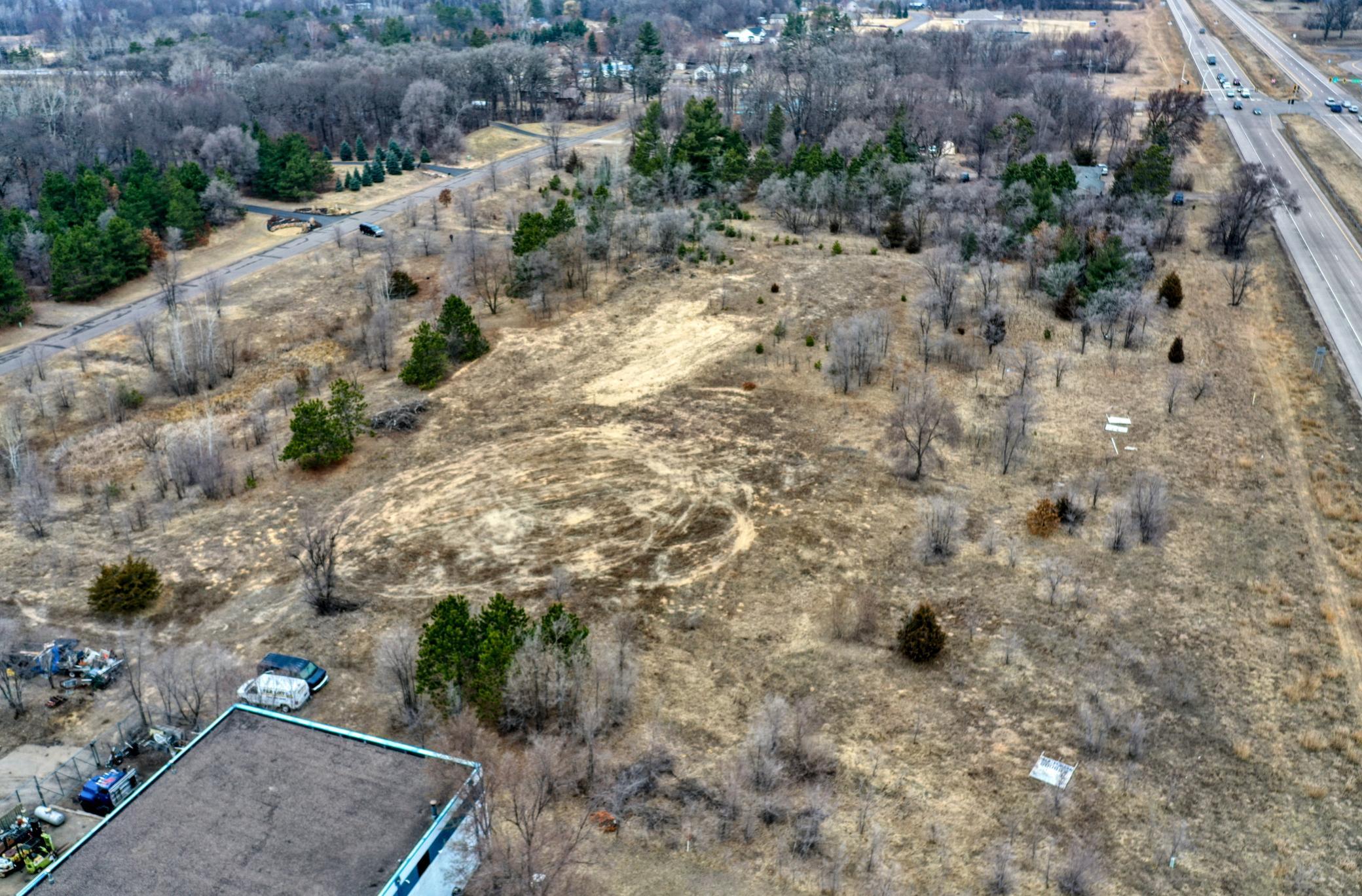 23592 Ulysses Street NE