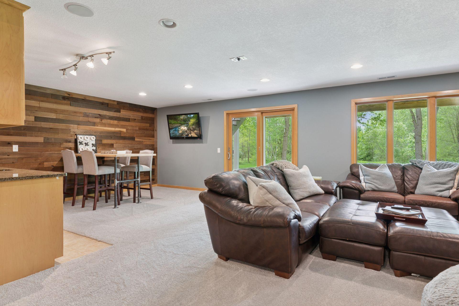 3 Hillcrest Drive