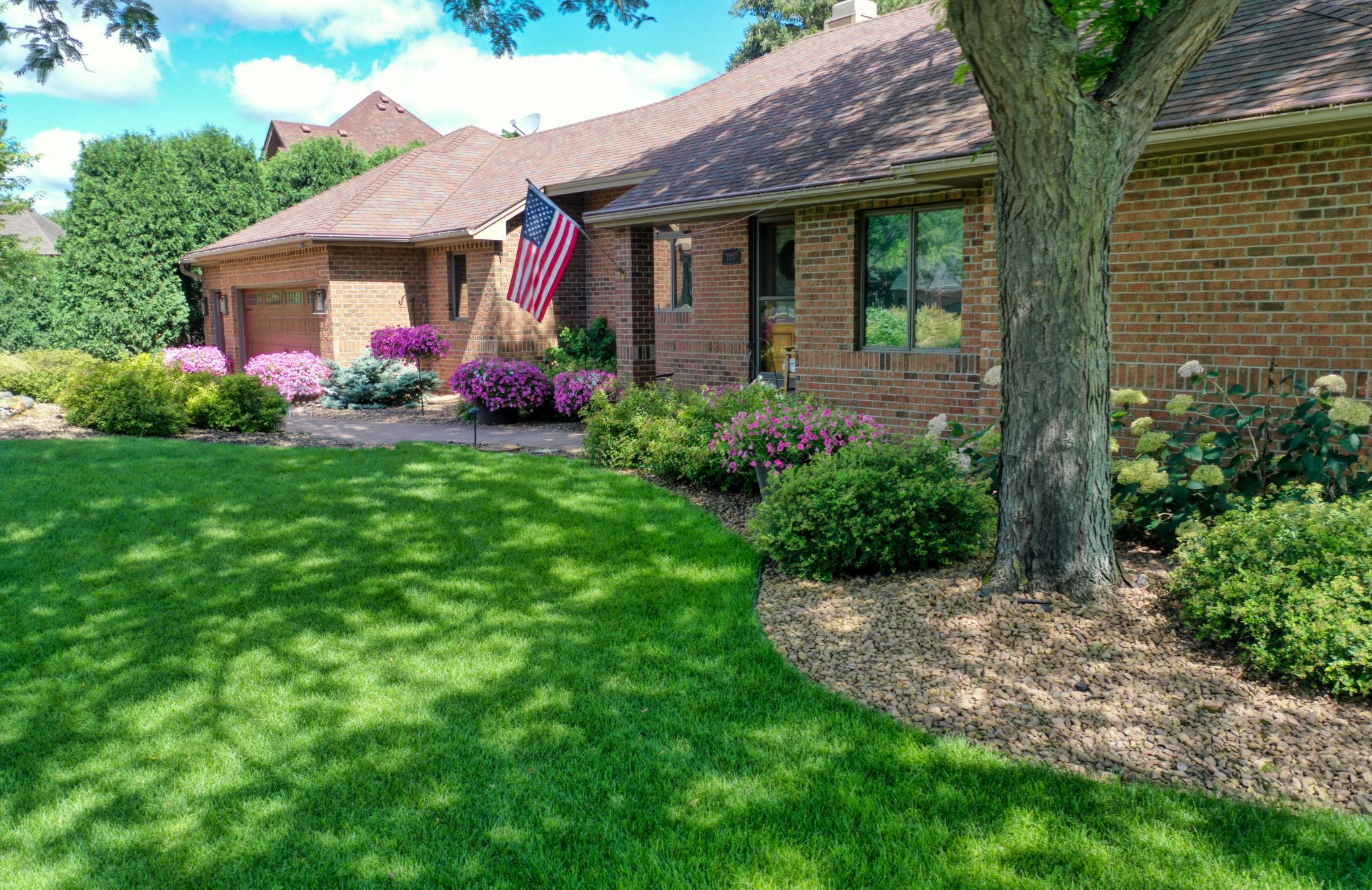 21273 Floral Bay Drive N