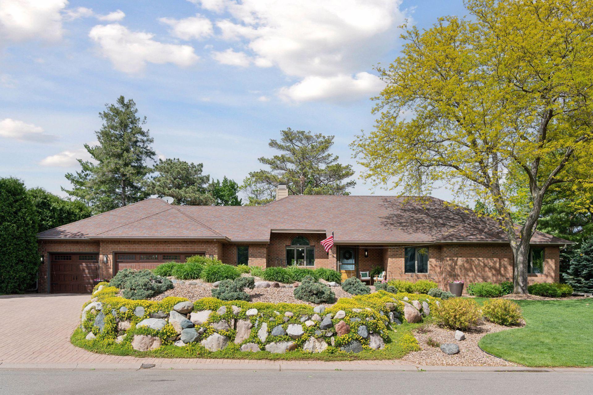 21273 Floral Bay Drive N