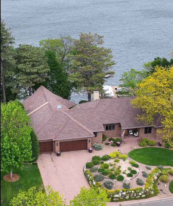 21273 Floral Bay Drive N