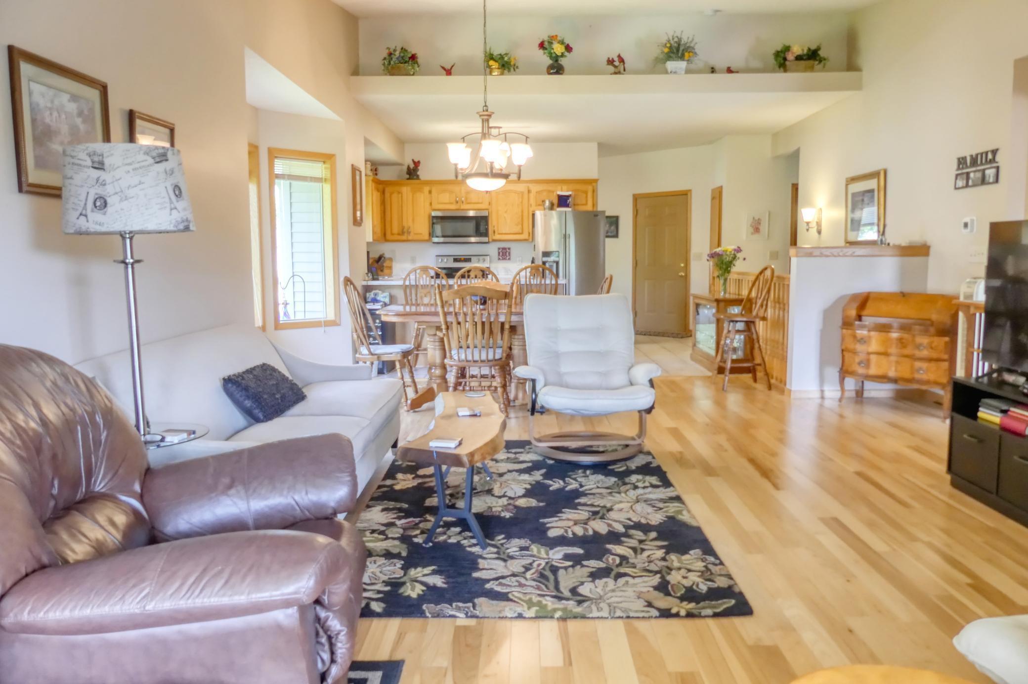 735 Highview Court