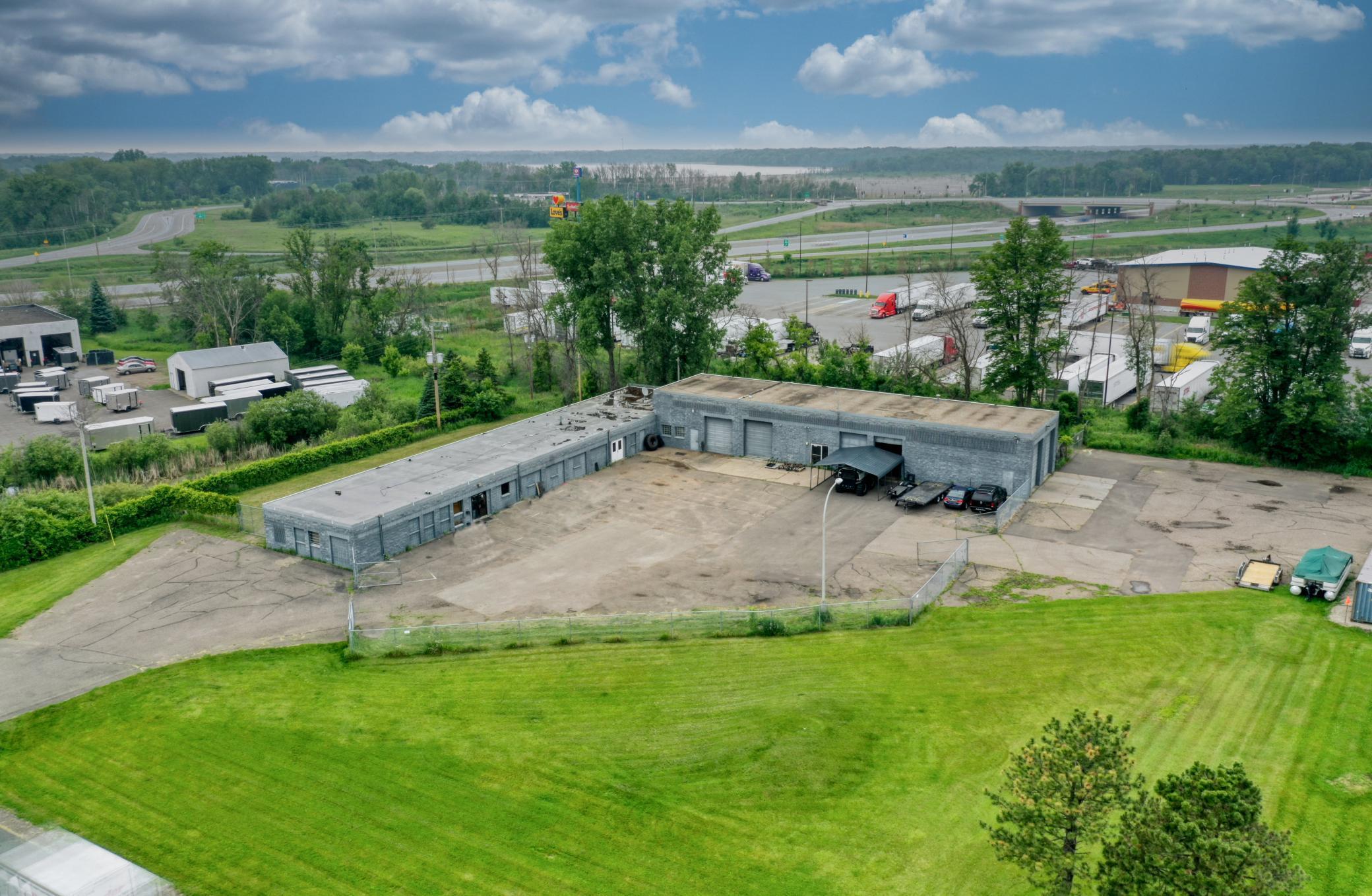 9651 152nd Avenue NE Unit: 2