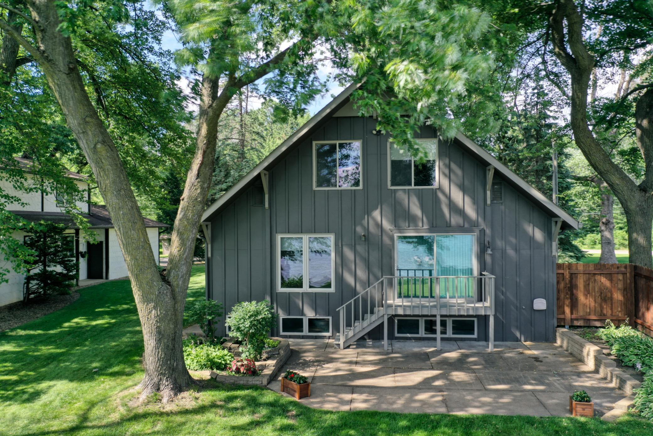 7271 N Shore Trail