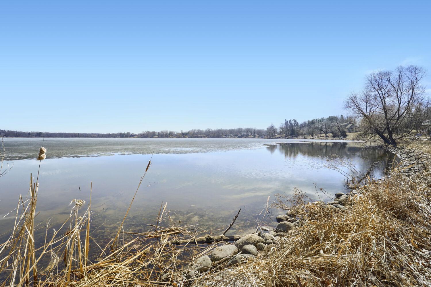 25493 W Comfort Drive