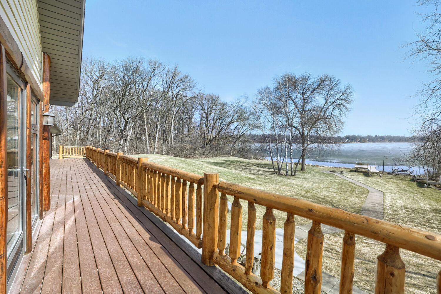 25493 W Comfort Drive