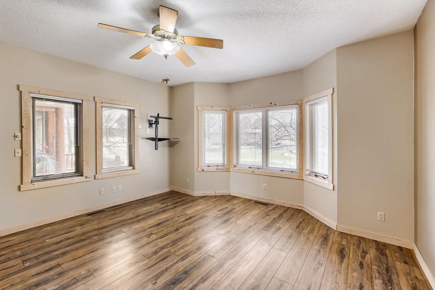 25493 W Comfort Drive