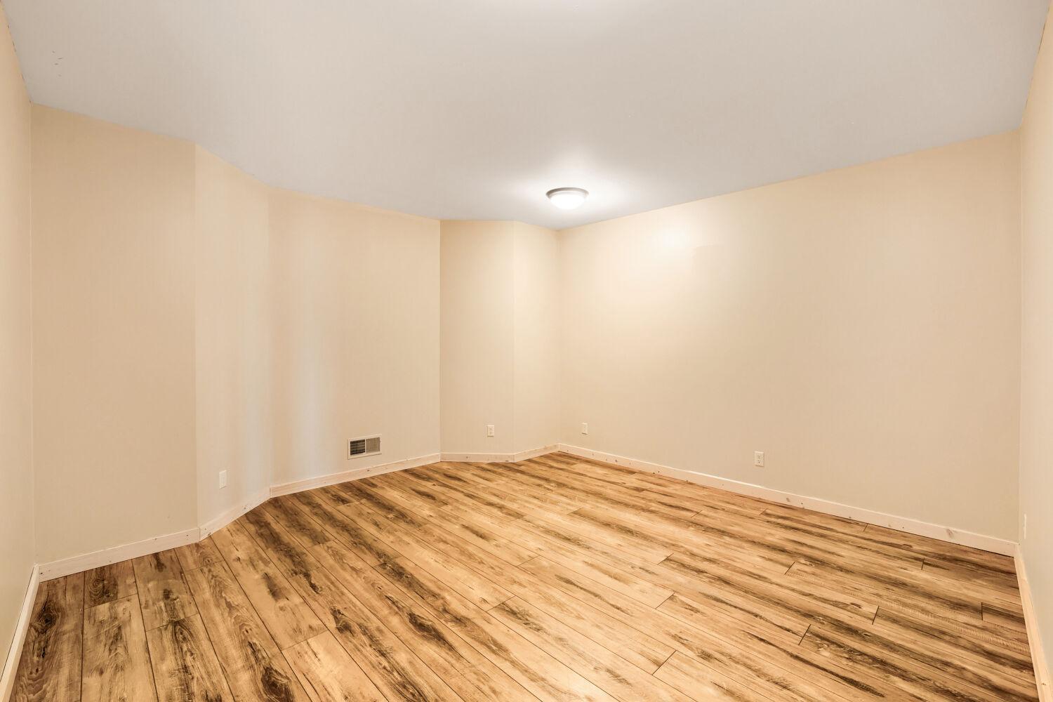 25493 W Comfort Drive