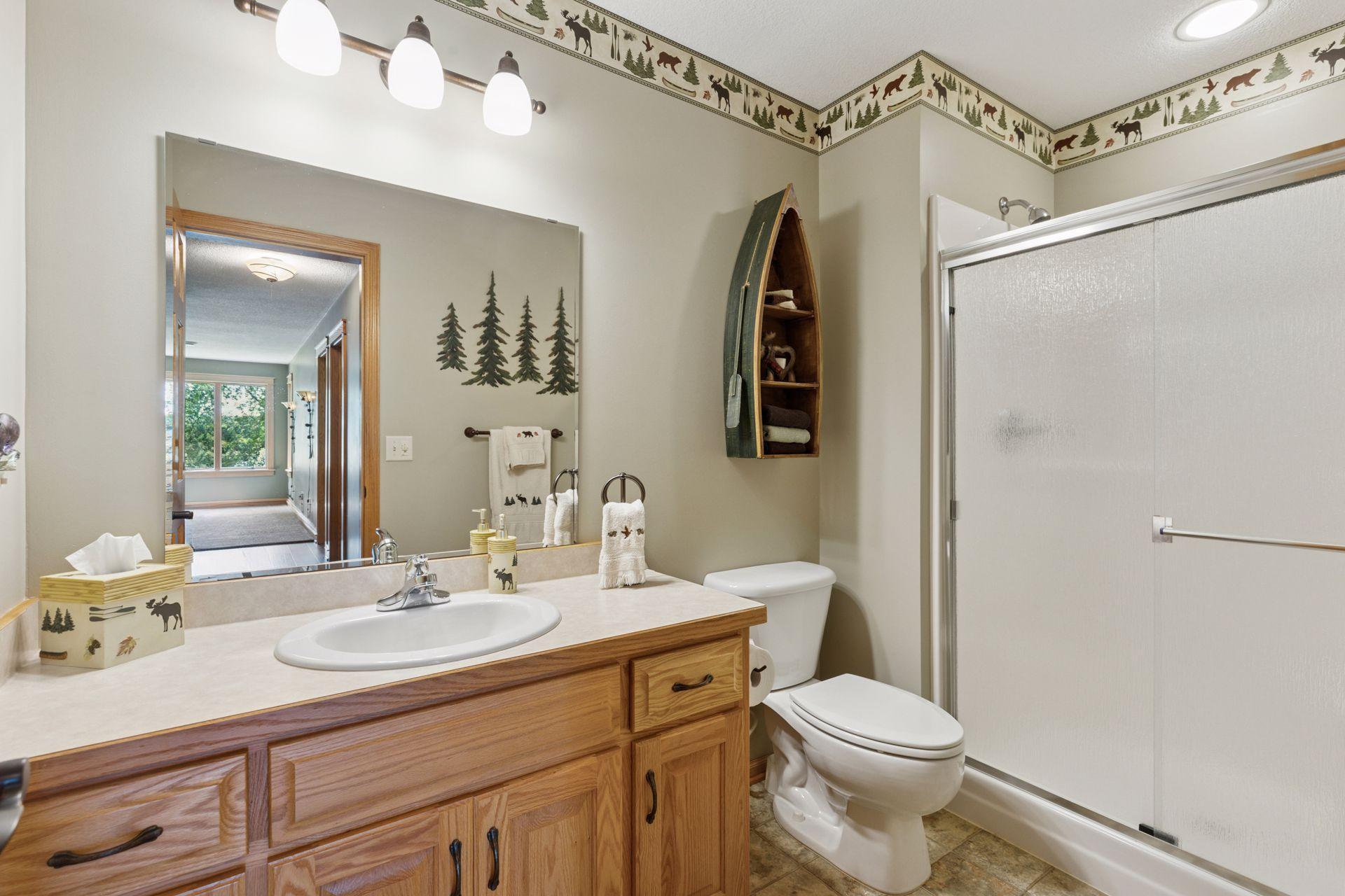 25124 Firefly Avenue