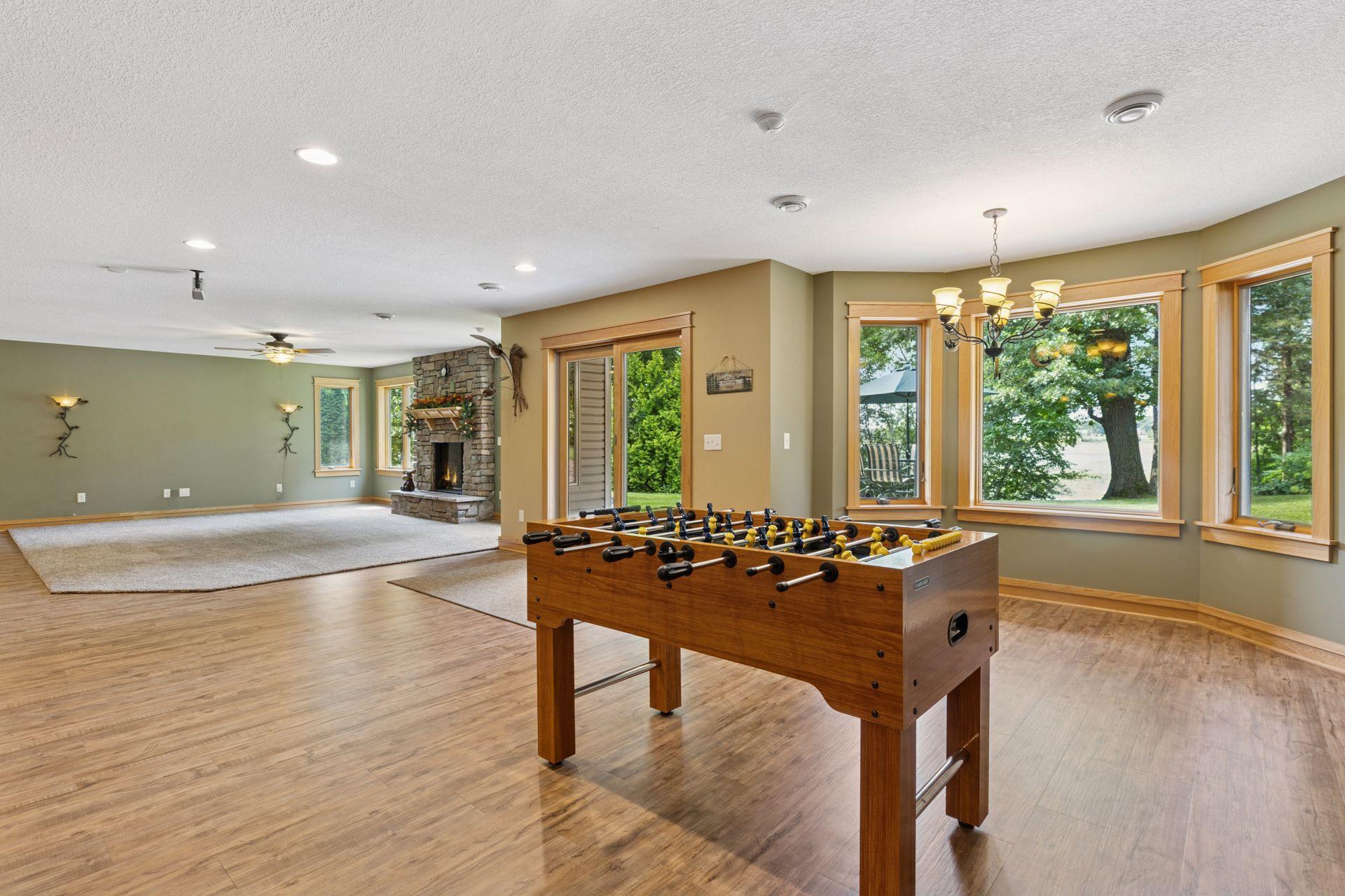 25124 Firefly Avenue