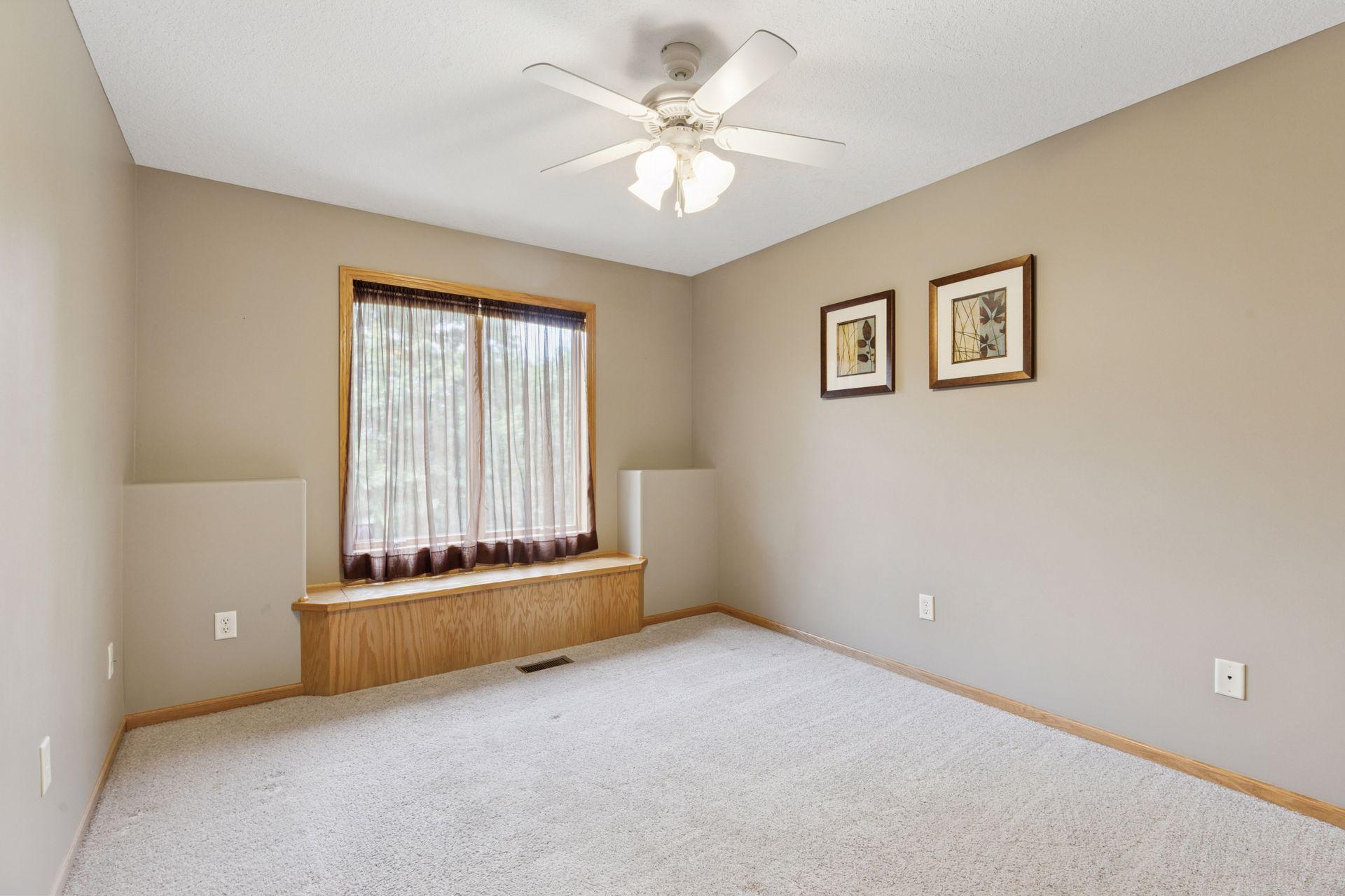 25124 Firefly Avenue