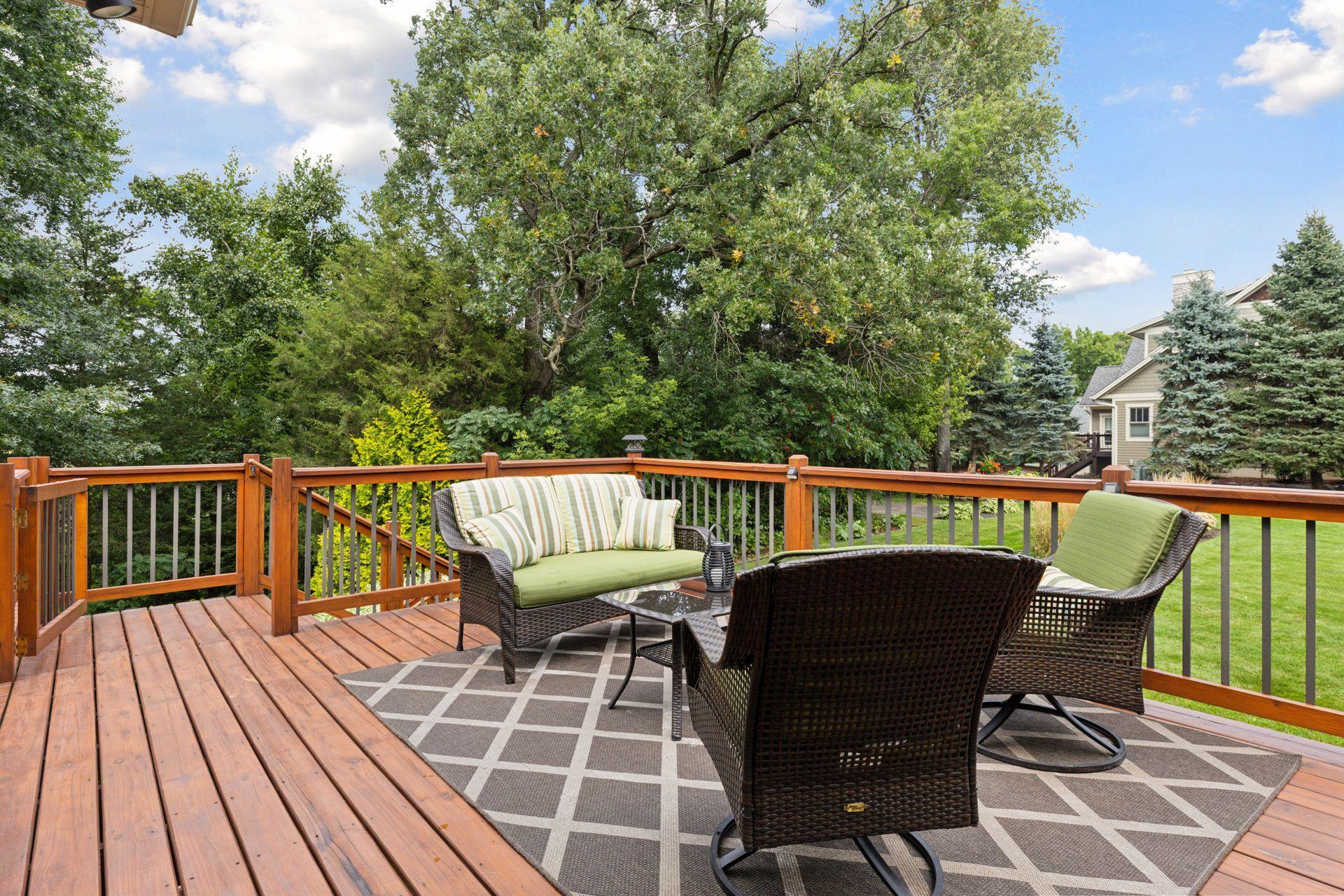 25124 Firefly Avenue