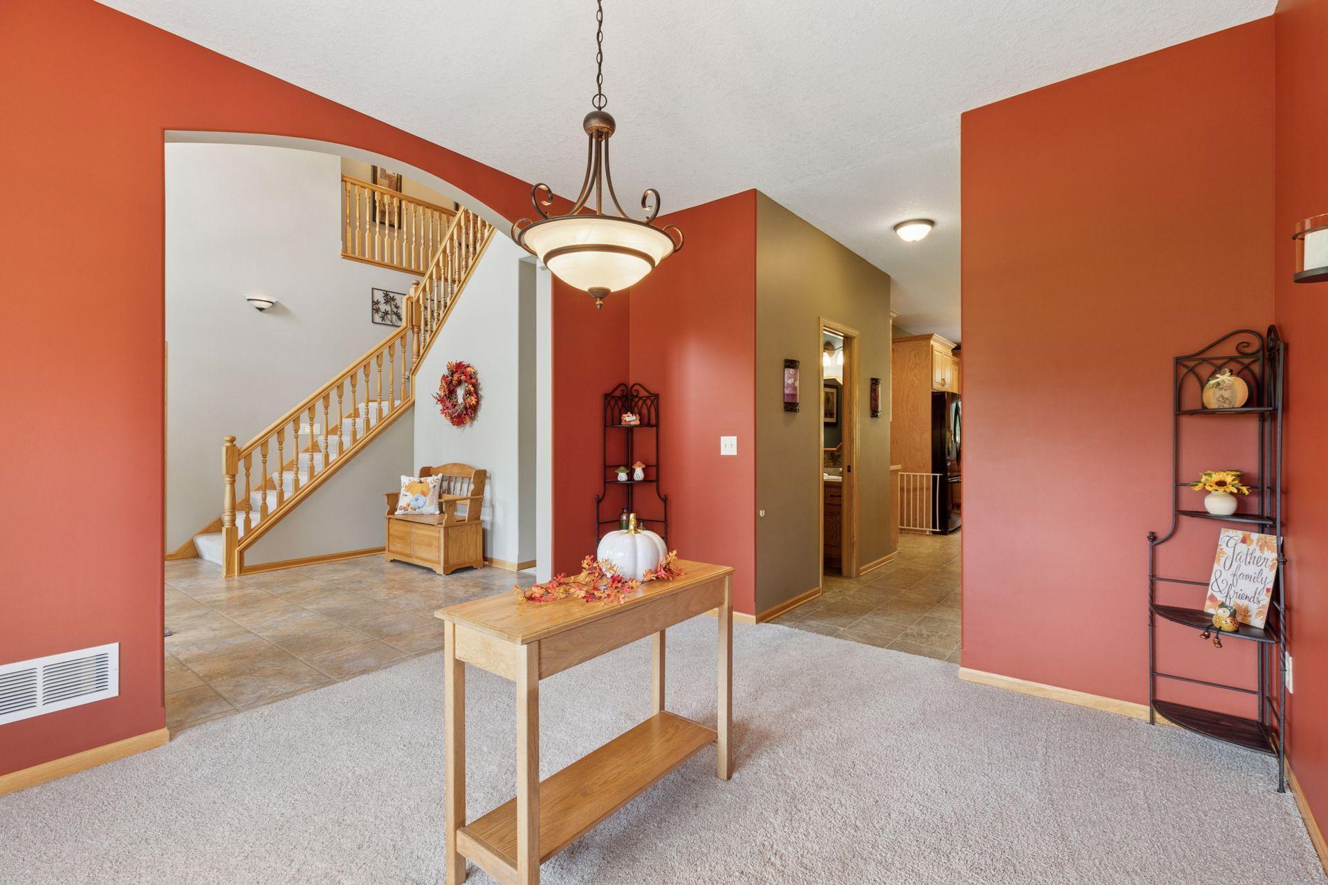 25124 Firefly Avenue