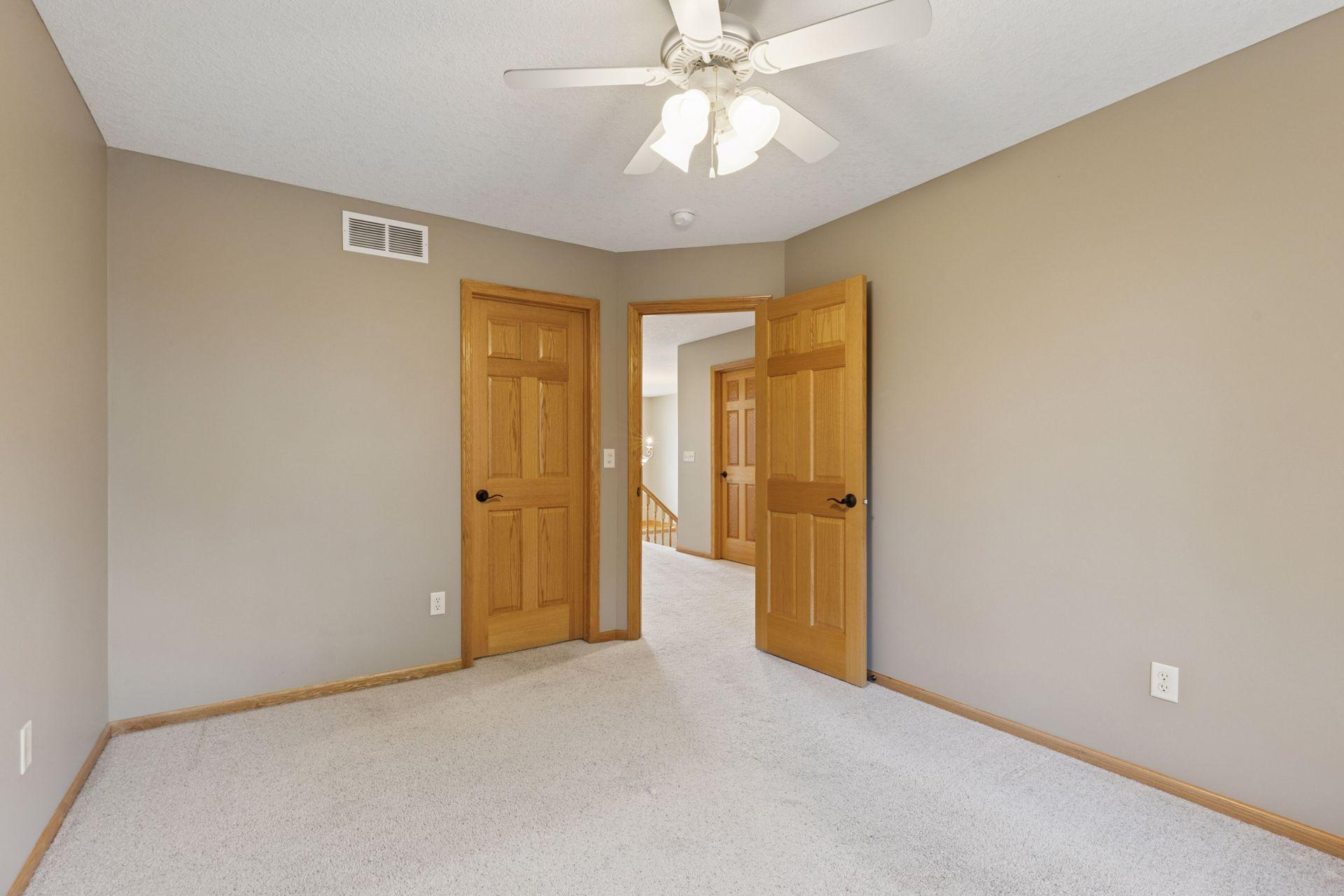 25124 Firefly Avenue